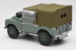 Land Rover 88 Series I Vert Minichamps 1:18 150168900 Métal — image 7 sur 8