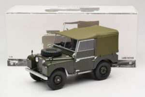 Land Rover 88 Series I Matt Green Minichamps 1:18 150168909 Métal — image 8 sur 8