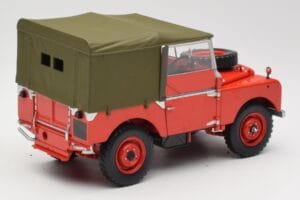 Land Rover 88 Series I Rouge Minichamps 1:18 150168910 Métal — image 3 sur 8