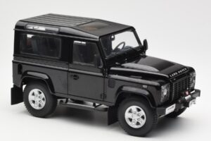 Land Rover Defender 90 Santorini Noir Métallisé Kyosho 1:18 08901BK Métal — image 6 sur 8