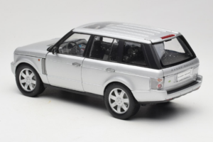 Land Rover Range Rover L322 Argent Welly 1:18 12536W Métal — image 7 sur 8
