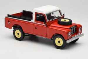 Land Rover Series I 109 Pickup Rouge Eagle Collectibles 1:18 440500 Métal — image 6 sur 8