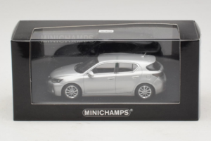 Lexus CT200h Argent Minichamps 1:43 410166001 Métal — image 4 sur 4