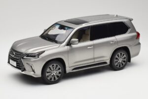 Lexus LX570 Sonic Titane Kyosho 1:18 08955T Métal