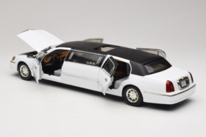 Lincoln Limousine Blanc Sun Star 1:18 1260 Métal — image 5 sur 8