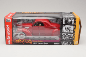 Lincoln Zephyr The Three Stooges Voiture de Film Auto World 1:18 AWSS113/06 Métal — image 5 sur 5