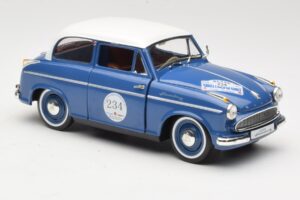 Lloyd Alexander TS #234 Bleu Revell 1:18 08463 Métal — image 6 sur 8