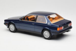 Maserati Biturbo Coupe Bleu Foncé Métallisé Minichamps 1:18 107123500 Métal — image 5 sur 6