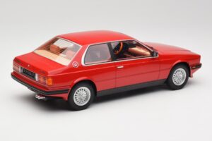 Maserati BiTurbo Coupe Rosso Corsa Minichamps 1:18 107123501 Résine — image 2 sur 6