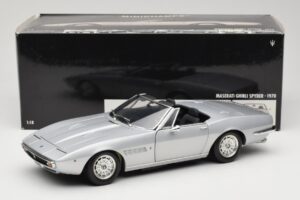 Maserati Ghibli Spyder Argent Minichamps 1:18 100122330 Métal — image 7 sur 7