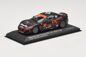 Maserati GranTurismo MC GT4 #32 J. Sicart Maserati MC 2010 Minichamps 1:43 400101232 Métal — image 2 sur 5