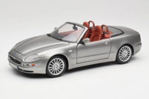 Maserati 4200 GT Spyder Gris Bburago 1:18 18-12019 Métal
