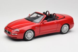 Maserati GT Spyder Rouge Bburago 1:18 34097 Métal