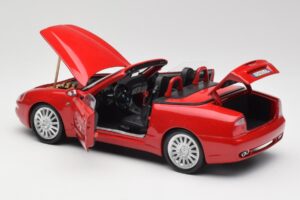 Maserati GT Spyder Rouge Bburago 1:18 34097 Métal — image 7 sur 8