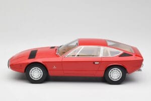 Maserati Khamsin Rouge Minichamps 1:18 107123821 Résine — image 3 sur 6