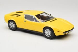 Maserati Merak Jaune Minichamps 1:18 107123760 Résine — image 4 sur 6
