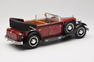 Maybach DS8 Zeppelin Rouge Anson 1:18 30413 Métal — image 3 sur 8
