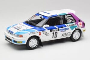Mazda 323 GTX #10 T. Makinen / S. Harjanne 1000 Lakes Rally 1991 Otto 1:18 OT1099 Résine