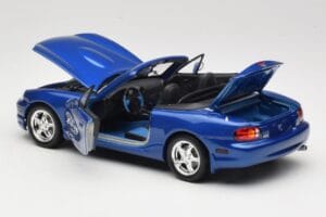 Mazda MX-5 NA 10th Anniversary Blue Metallic Gate 1:18 01071 Métal — image 5 sur 8