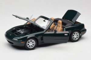 Mazda MX-5 NA Emerald Green Gate 1:18 01017 Métal — image 2 sur 8