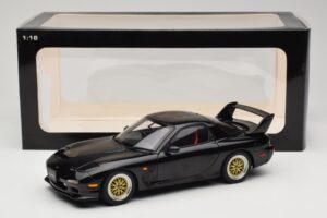 Mazda RX-7 FD Tuned Version Brilliant Black AUTOart 1:18 75968 Métal — image 8 sur 8