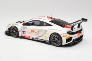 McLaren 12C GT3 #11 Art Grand Prix C. Leclerc / N. Parisy / A. Soucek Spa 24 Hours 2013 Minichamps 1:18 151131311 Métal — image 5 sur 6