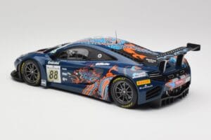 McLaren 12C GT3 #88 Von Ryan Racing A. Barff / T. Goodwin / B. Senna Spa 24 Hours 2013 Minichamps 1:18 151131388 Métal — image 5 sur 6