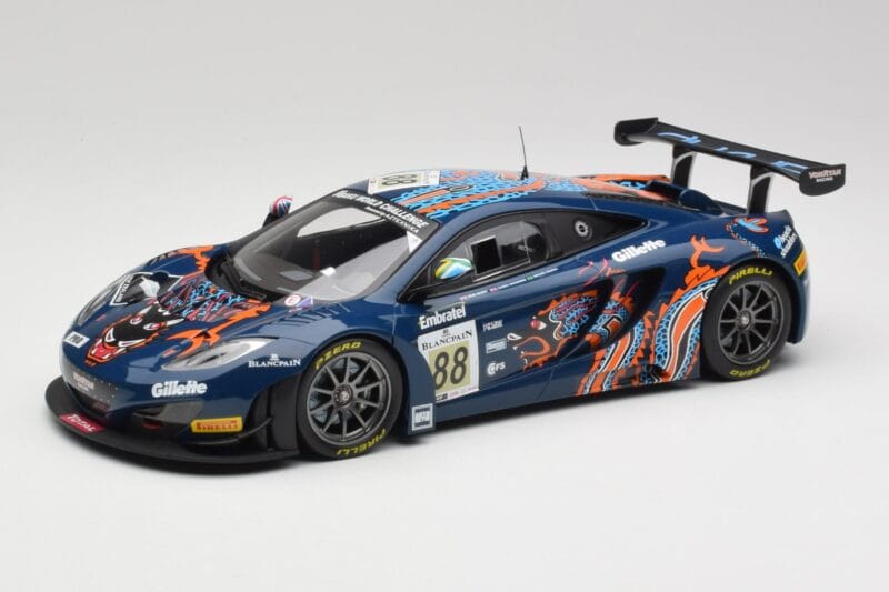 McLaren 12C GT3 #88 Von Ryan Racing A. Barff / T. Goodwin / B. Senna Spa 24 Hours 2013 Minichamps 1:18 151131388 Métal