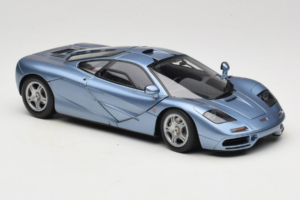 McLaren F1 Bleu LCD 1:18 LCD18014-BU Métal — image 6 sur 8
