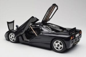 McLaren F1 Blue Metallic Minichamps 1:12 530133130 Métal — image 5 sur 8