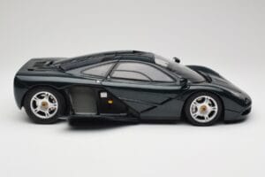 McLaren F1 Dark Green Metallic Minichamps 1:12 530133127 Métal — image 4 sur 9