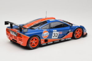 McLaren F1 GTR Gulf #33 R. Bellm / M. Weaver / J-J. Lehto 24 Hours of Le Mans 1996 UT Models 1:18 530161833 Métal — image 3 sur 8
