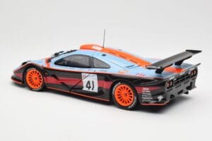 McLaren F1 GTR #41 P-H. Raphanel / C. Gounon / A. Olofsson 24 Hours of Le Mans 1997 UT Models 1:18 39727 Métal — image 7 sur 8
