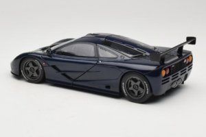 McLaren F1 GTR Le Mans Edition Violet UT Models 1:18 MCLAREN001 Métal — image 7 sur 8