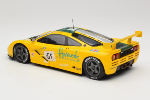 McLaren F1 GTR #51 Mach One Racing Le Mans 1995 UT Models 1:18 530151851 Métal — image 7 sur 8