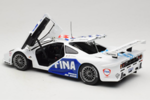 McLaren F1 GTR #9 P. Kox / R. Ravaglia FIA GT Championship 1997 UT Models 1:18 39711 Métal — image 5 sur 8