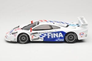 McLaren F1 GTR #8 Team BMW J-J. Lehto / S. Soper FIA GT Championship 1997 UT Models 1:18 39710 Métal — image 4 sur 8