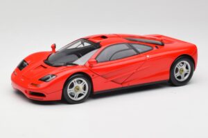 McLaren F1 Magma Rouge Minichamps 1:18 530133422 Métal