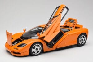 McLaren F1 Orange Minichamps 1:12 530133131 Métal — image 2 sur 9
