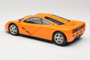 McLaren F1 Orange Minichamps 1:18 530133421 Métal — image 7 sur 8