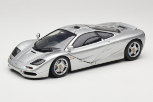 McLaren F1 Argent UT Models 1:18 530133180-R1 Métal