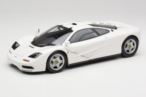 McLaren F1 Blanc Minichamps 1:18 530133424 Métal
