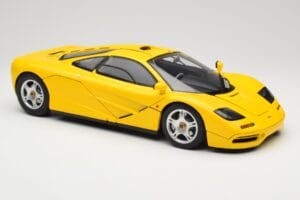 McLaren F1 Jaune Minichamps 1:12 530133121 Métal — image 7 sur 9