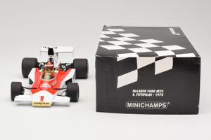 McLaren M23 Ford #1 E. Fittipaldi F1 1975 Minichamps 1:18 530751801 Métal — image 8 sur 9