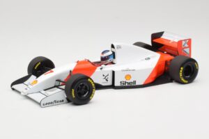 McLaren Ford MP4/8 #7 M. Hakkinen 1993 Minichamps 1:18 530931837 Métal