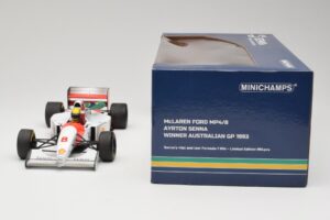 McLaren MP4/8 Ford #8 A. Senna Winner Australian GP 1993 Minichamps 1:18 540933838 Métal — image 7 sur 7