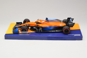 McLaren MCL35M Mercedes #3 D. Ricciardo McLaren F1 Team Bahrain Grand Prix 2021 Minichamps 1:18 533211803 Résine