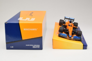 McLaren MCL35M Mercedes #3 D. Ricciardo McLaren F1 Team Bahrain Grand Prix 2021 Minichamps 1:18 533211803 Résine — image 6 sur 7