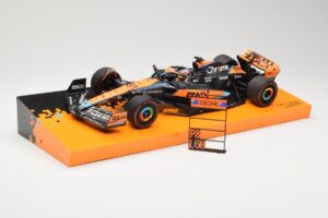McLaren MCL60 #81 O. Piastri Australian GP 2023 Minichamps 1:18 533231881 Métal — image 2 sur 5