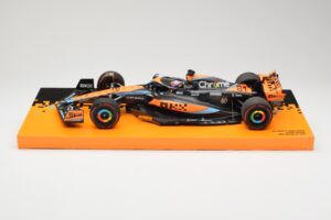 McLaren MCL60 #81 O. Piastri Australian GP 2023 Minichamps 1:18 533231881 Métal